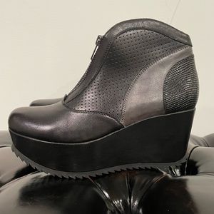 Chocolat Blue Wedge Booties